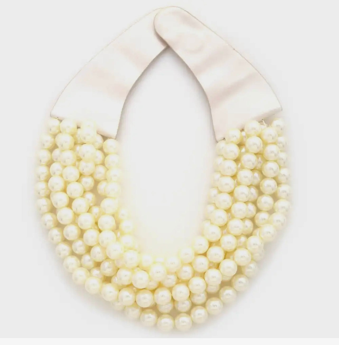 Layered Pearl necklace with faux leather magnet closure