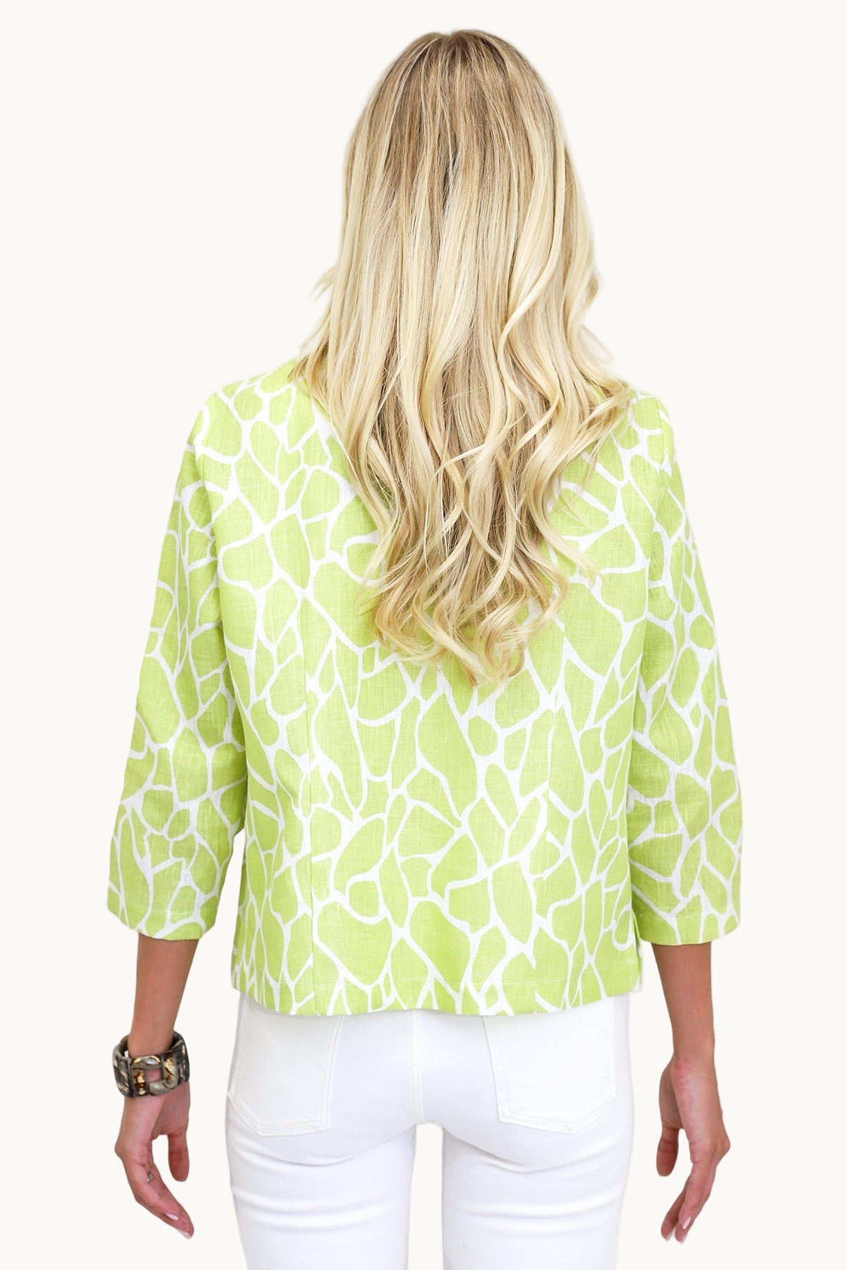 Green Giraffe Suella