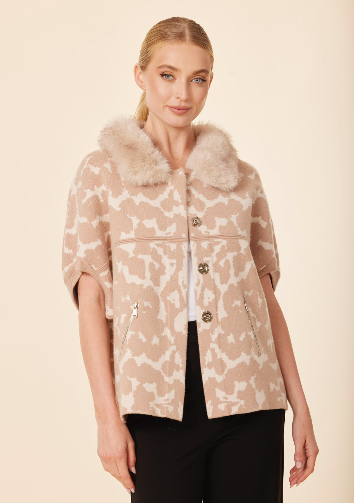 Opera Coat in Beige Leopard