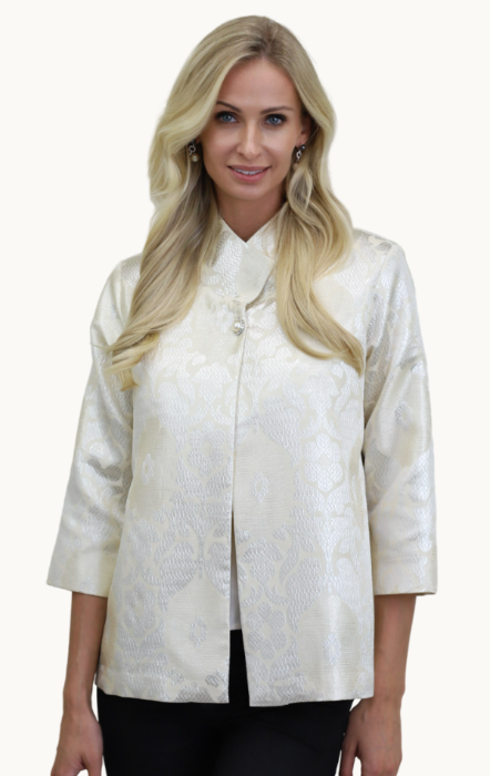 Montage Claire Short in Off White