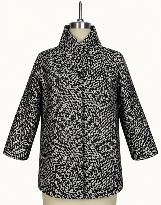Carnegie Houndstooth Claire Short